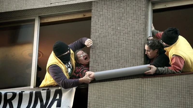 Desahucio con seis detenidos en A Coruña