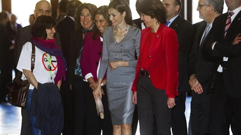 Yolanda Barcina, junto a la princesa Letizia y Ana Mato