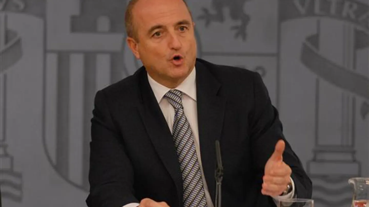 Miguel Sebastián Miguel Sebastián