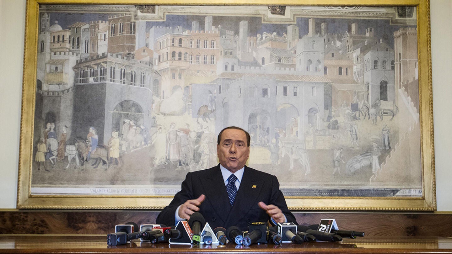 Berlusconi: "Los italianos corren peligro porque viven en una dictadura"