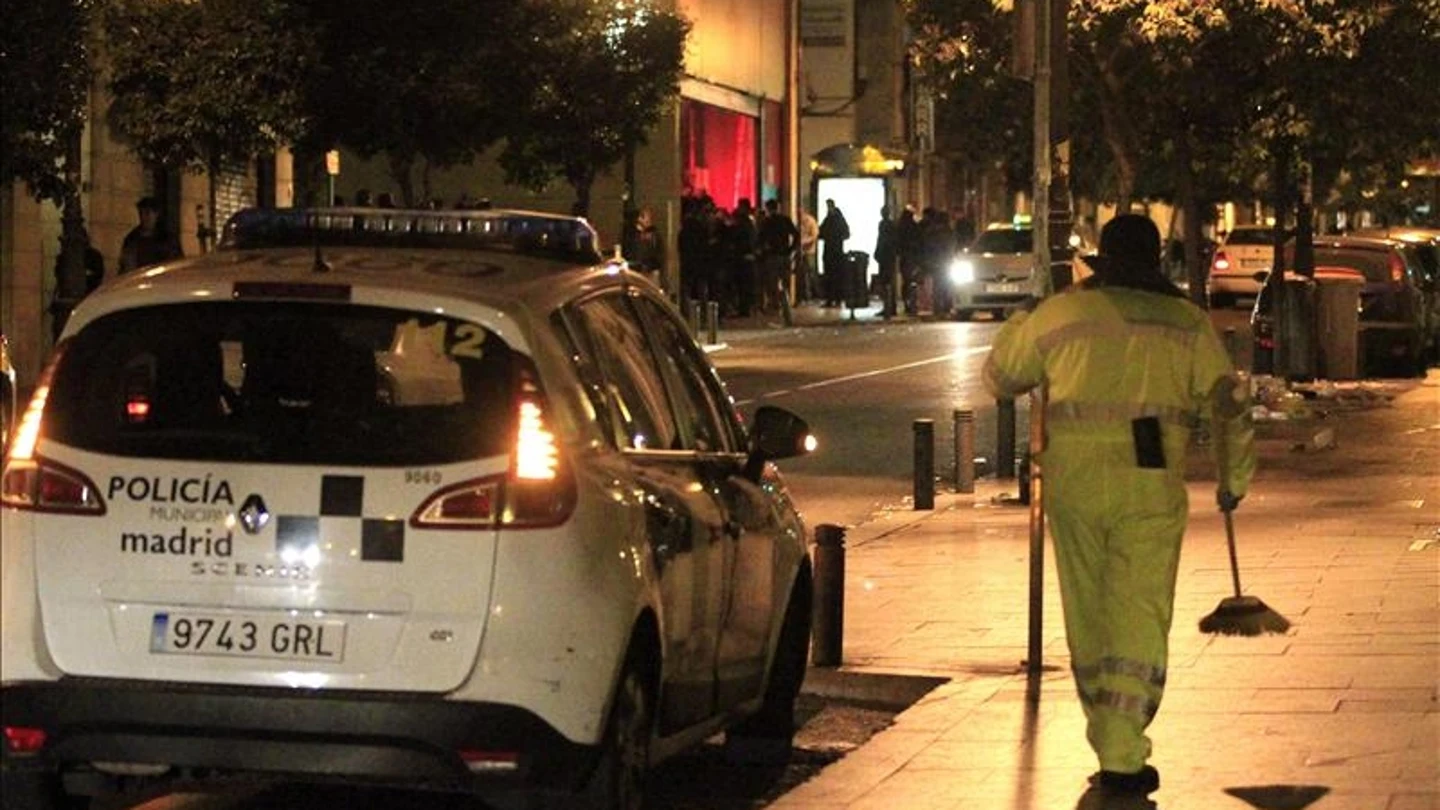 Un coche patrulla de la policía madrileña Un coche patrulla de la policía madrileña