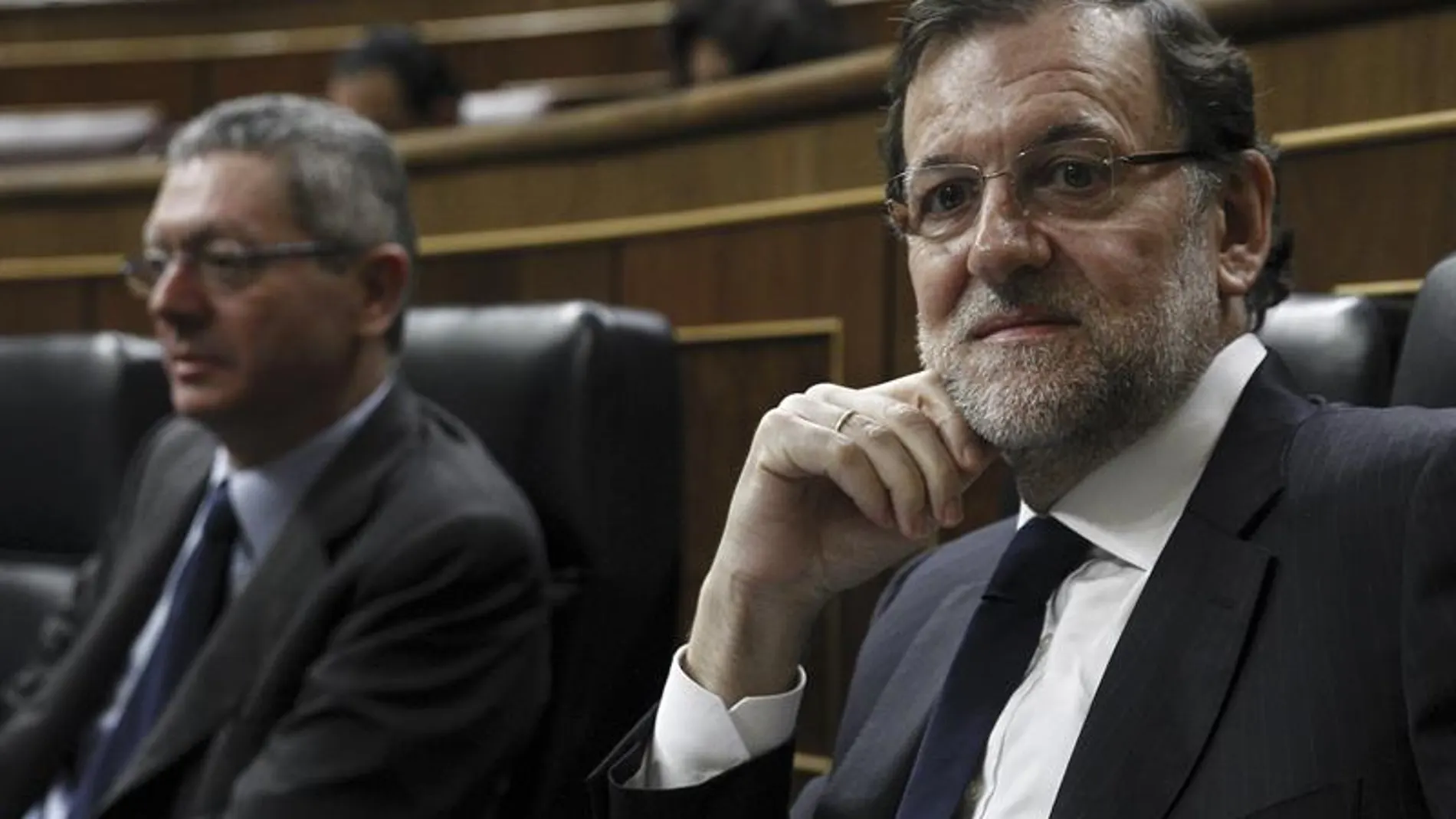 Mariano Rajoy y Alberto Ruiz-Gallardón, en el Congreso
