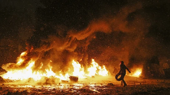 Kiev amanece relativamente tranquila después de cuatro días de duros disturbios Kiev amanece relativamente tranquila después de cuatro días de duros disturbios