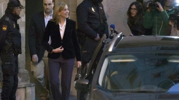 La infanta Cristina a su salida del tribunal de Palma de Mallorca