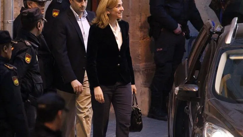 La infanta Cristina, a su salida del tribunal de Palma de Mallorca