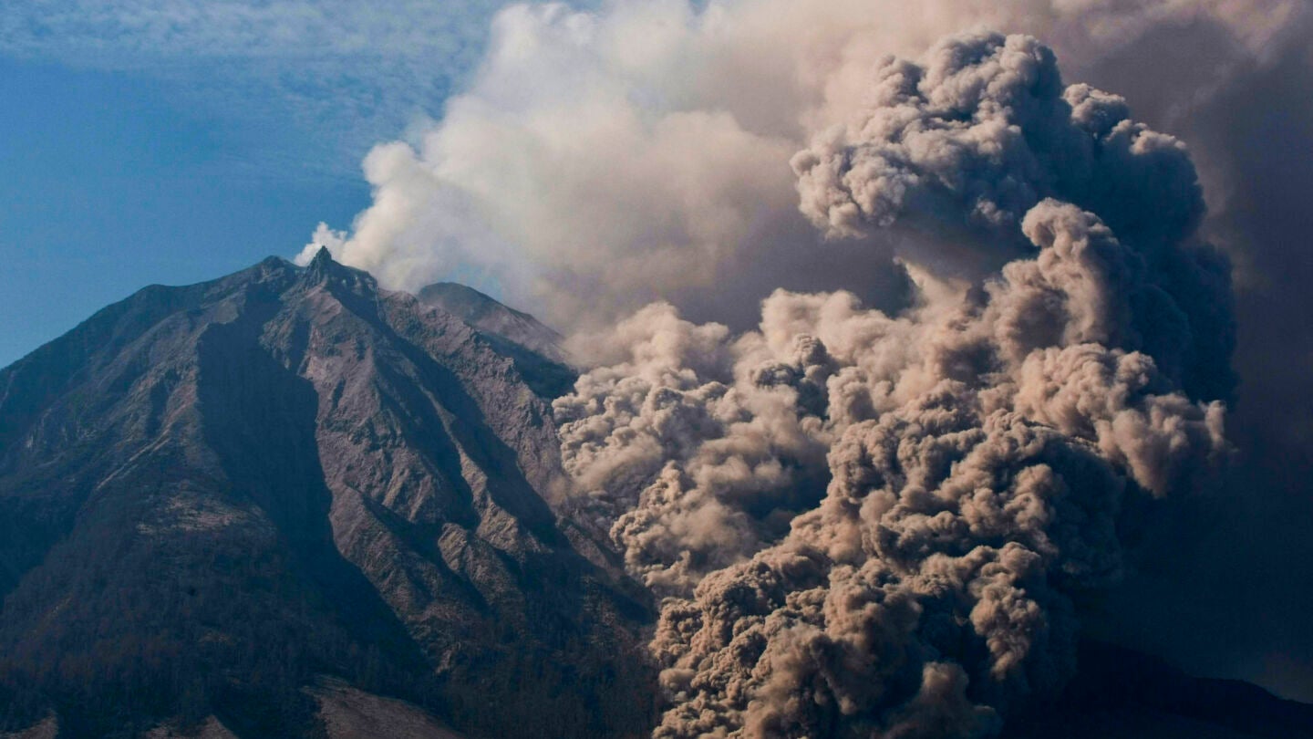 Erupci&oacute;n del volc&aacute;n Kelud, en Indonesia