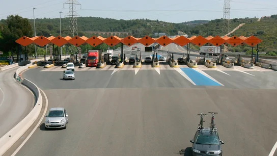 El Gobierno plantea la quita del 40% a los bancos para rescatar a las autopistas El Gobierno plantea la quita del 40% a los bancos para rescatar a las autopistas