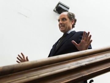 El expresidente de la Generalitat valenciana Francisco Camps, tras testificar por el 'caso Nóos' El expresidente de la Generalitat valenciana Francisco Camps, tras testificar por el 'caso Nóos'