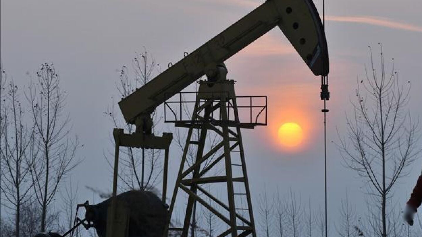 Extracci&oacute;n de petr&oacute;leo (Archivo)