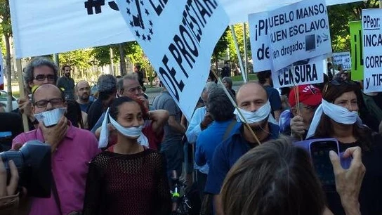 Manifestantes "amordazados" por la nueva ley de Seguridad Manifestantes "amordazados" por la nueva ley de Seguridad