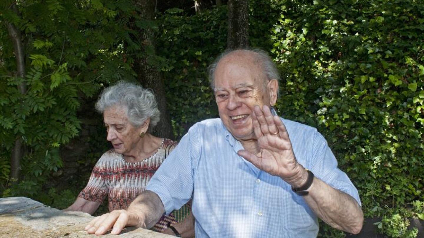 Jordi Pujol junto a su mujer Marta Ferrusola en Queralbs