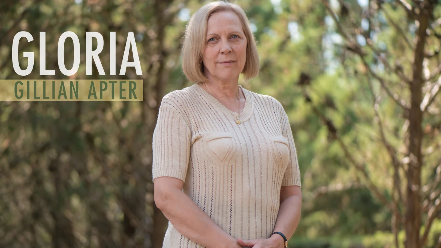 Gillian Apter es Gloria Gillian Apter es Gloria