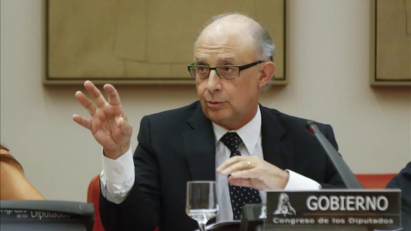 Cristóbal Montoro comparece en el Congreso Cristóbal Montoro comparece en el Congreso