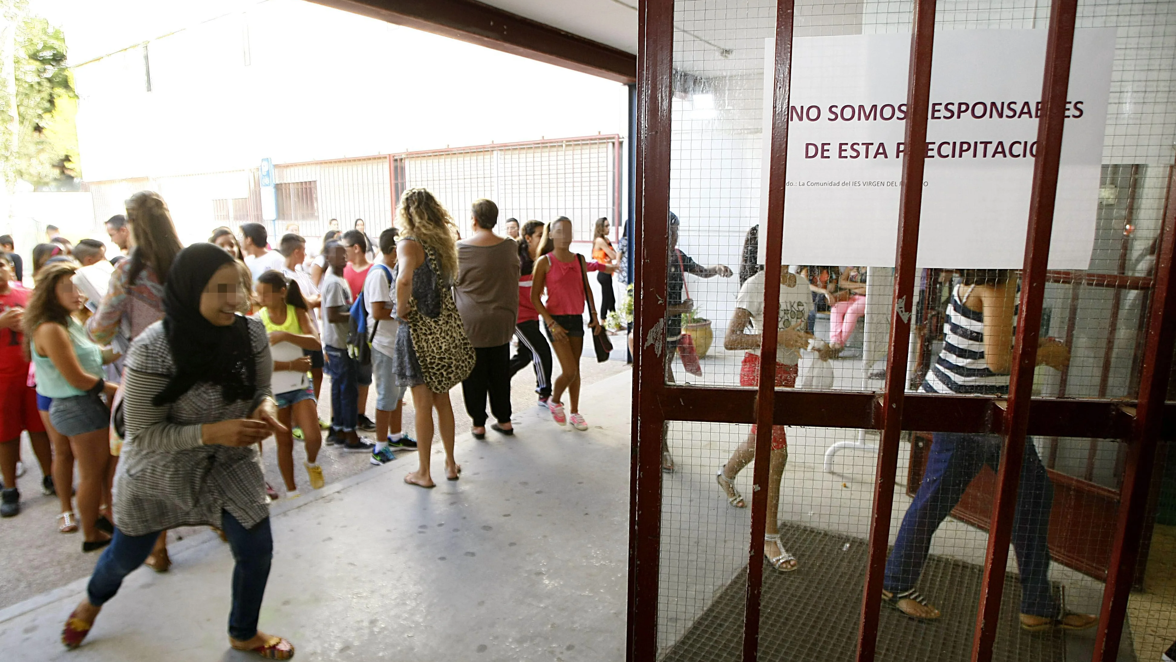 El primer curso de la Lomce empieza con inquietud en la comunidad educativa El primer curso de la Lomce empieza con inquietud en la comunidad educativa