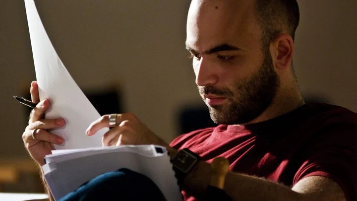 Roberto Saviano super