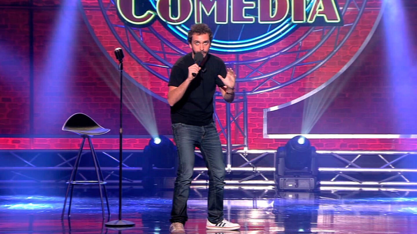 Jurro, el animador del El Club de la Comedia