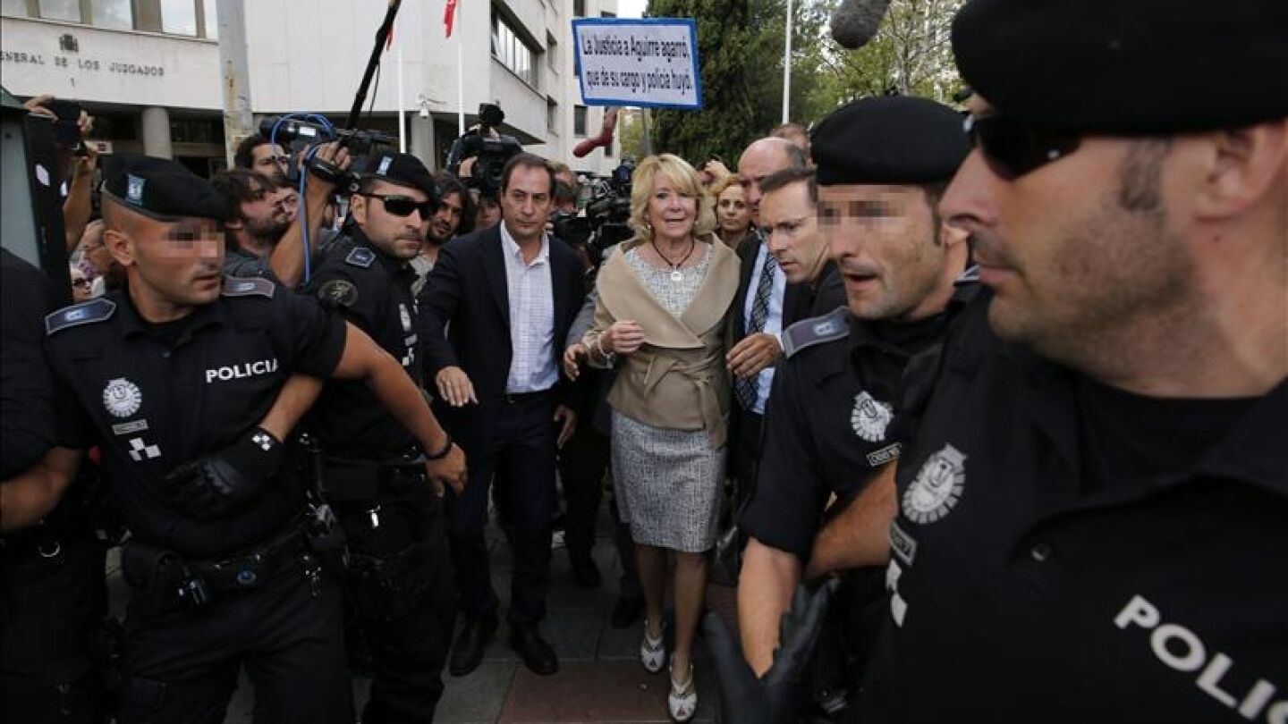 Esperanza Aguirre, a la salida de los juzgados de Plaza de Castilla
