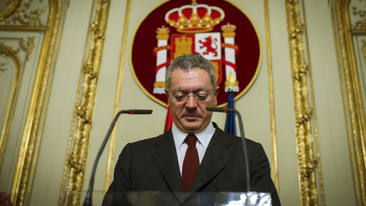 Alberto Ruiz Gallardón comparece ante los medios para presentar su dimisión Alberto Ruiz Gallardón comparece ante los medios para presentar su dimisión