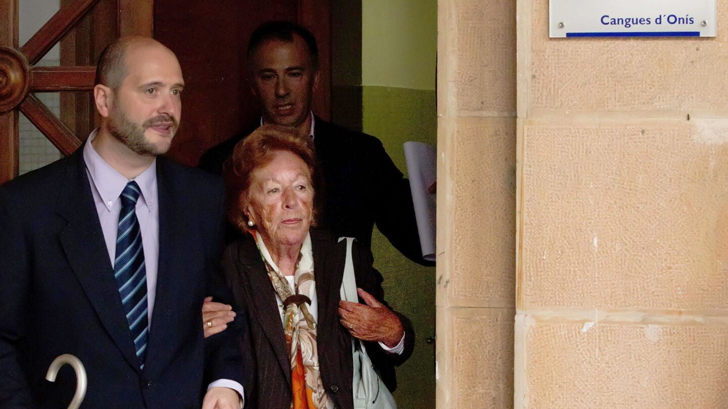 Menchu &Aacute;lvarez del Valle, abuela paterna de do&ntilde;a Letizia, abandona los Juzgados 