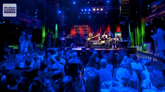 Un momento de 'Un Lugar Llamado Mundo' Un momento de 'Un Lugar Llamado Mundo'