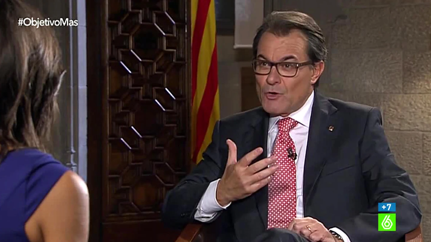 6 Artur Mas plano medio 6 Artur Mas plano medio