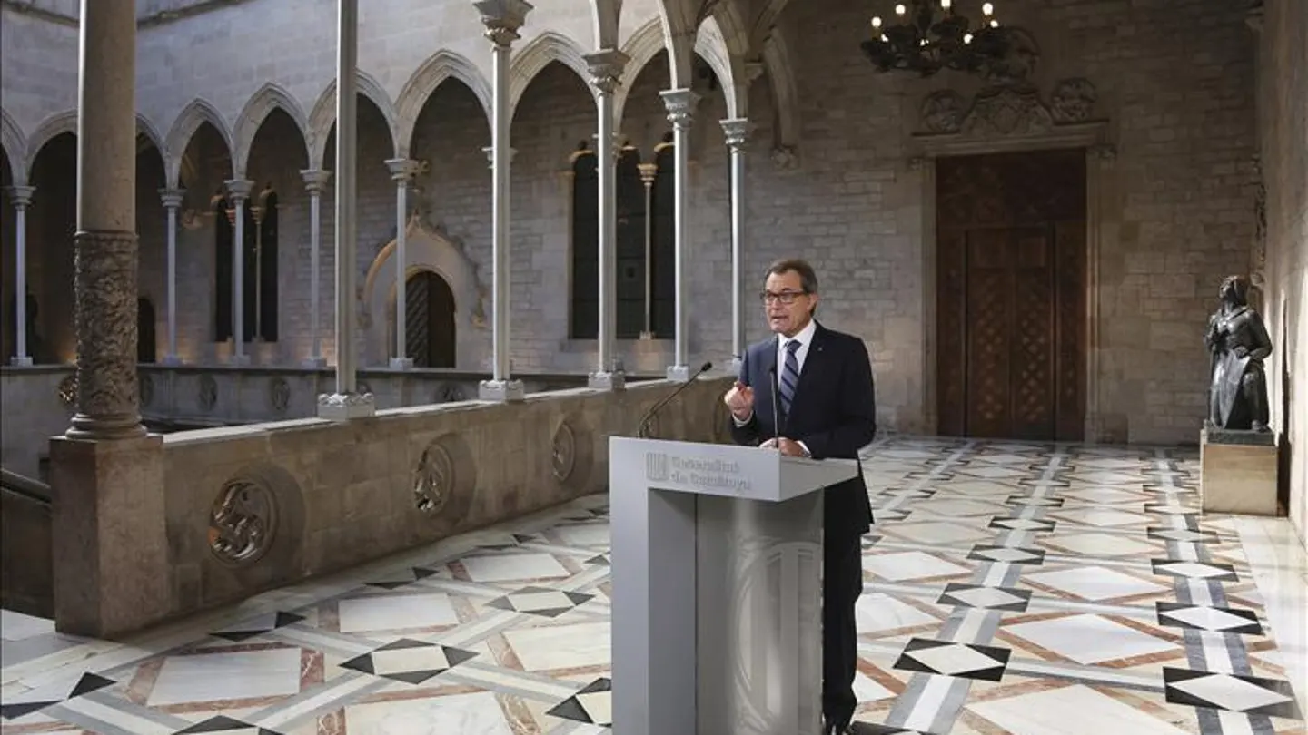 Artur Mas se dirige a los medios de comunicación Artur Mas se dirige a los medios de comunicación