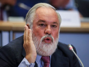 Miguel Arias Cañete en la audiencia de idoniedad Miguel Arias Cañete en la audiencia de idoniedad