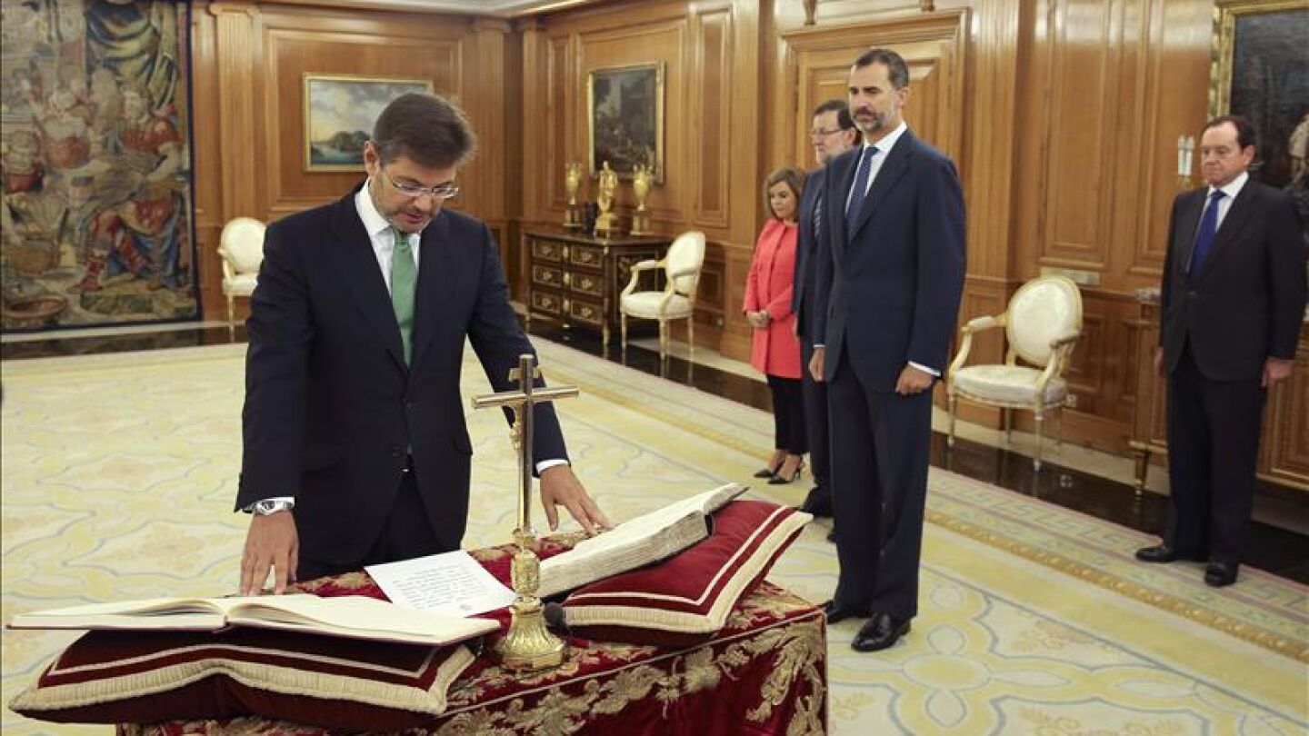 Rafael Catal&aacute; toma posesi&oacute;n de su cargo