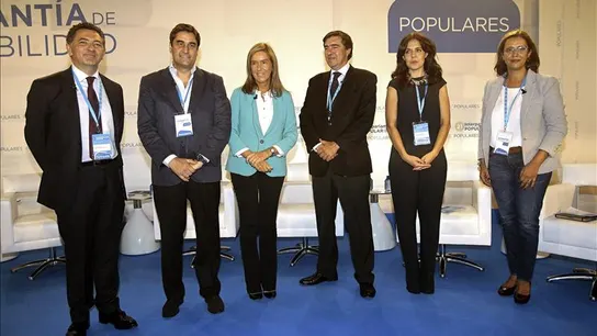 El PP advierte a Sánchez; "Si cae Cañete lo hará también el candidato francés" El PP advierte a Sánchez; "Si cae Cañete lo hará también el candidato francés"