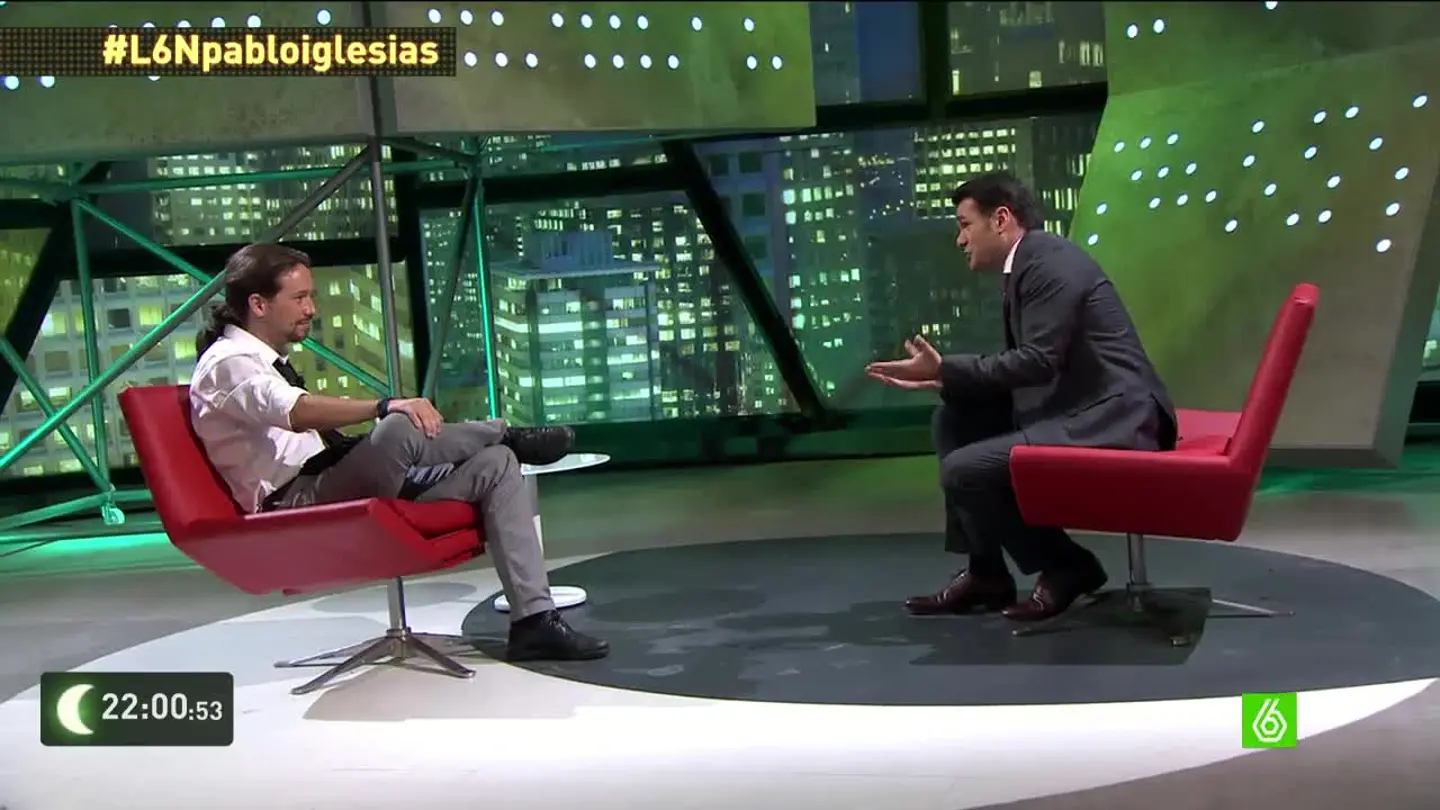 Pablo Iglesias: "Si tengo los apoyos suficientes, será un honor intentar ganar las elecciones generales" Pablo Iglesias: "Si tengo los apoyos suficientes, será un honor intentar ganar las elecciones generales"