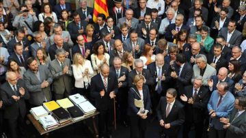 El Gobierno catalán vuelve a hacer campaña por la consulta del 9N