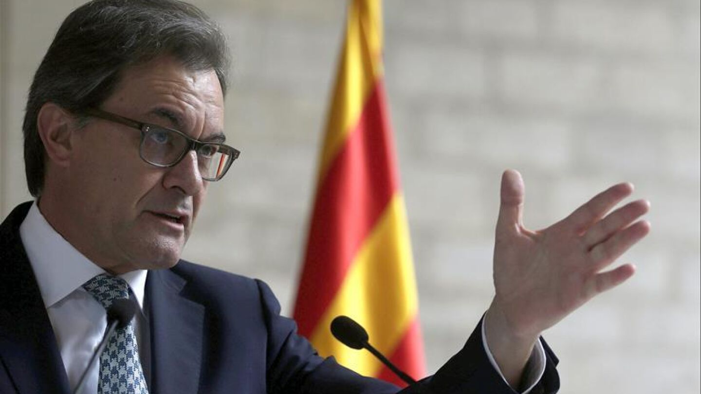Artur Mas habla con los medios de comunicaci&oacute;n