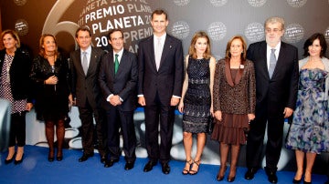 Los Reyes y José Manuel Lara, entre otros, en una edición de los premios