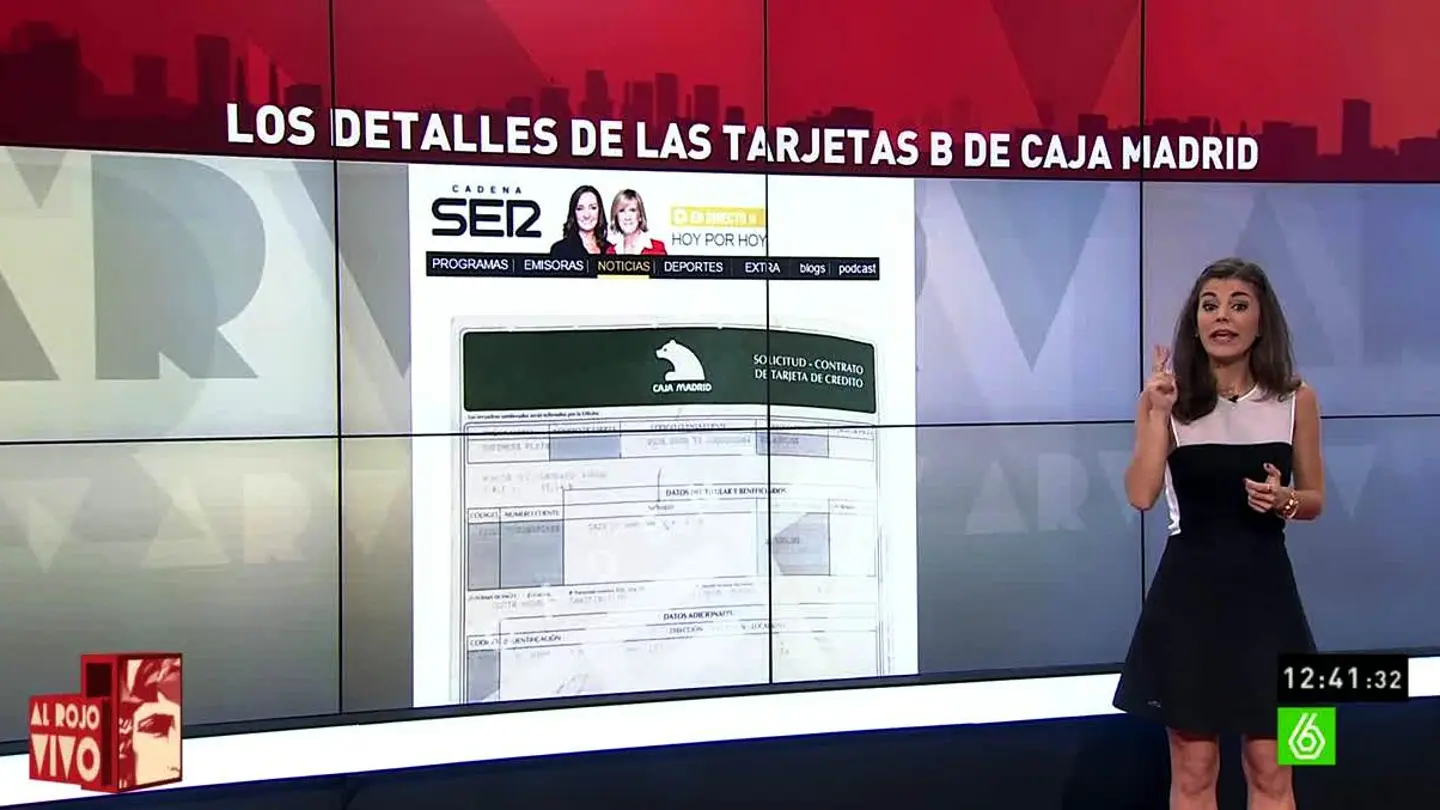 Lorena Baeza analiza las tarjetas Lorena Baeza analiza las tarjetas