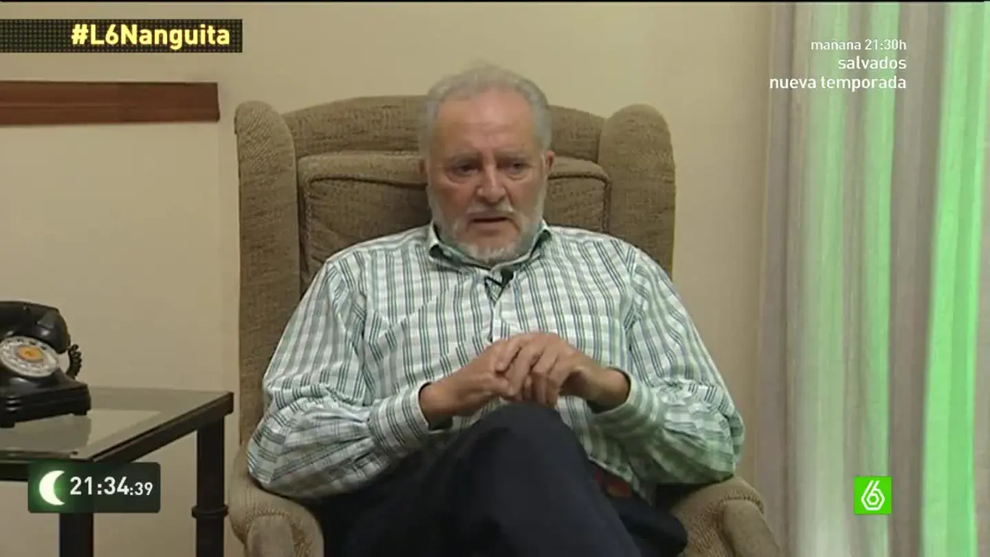Julio Anguita: "Coincido con Podemos en que la dialéctica derecha-izquierda no es ahora la más importante" Julio Anguita: "Coincido con Podemos en que la dialéctica derecha-izquierda no es ahora la más importante"