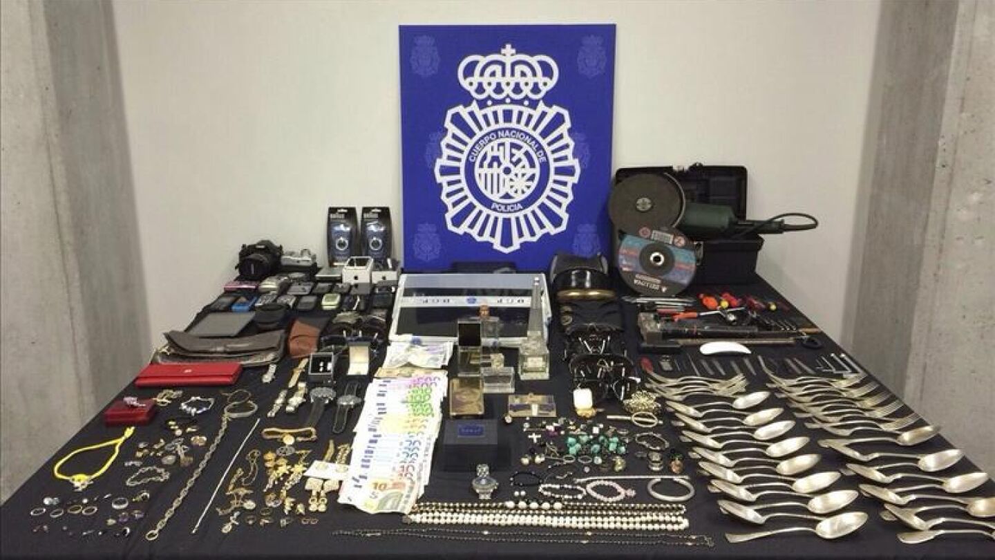 Siete detenidos como presuntos autores de m&aacute;s de un centenar de robos en A Coru&ntilde;a
