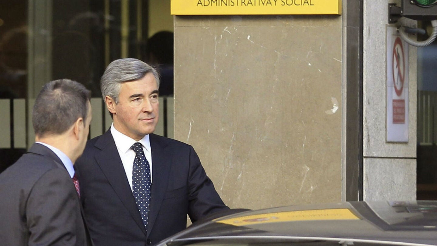 &Aacute;ngel Acebes abandona la Audiencia Nacional