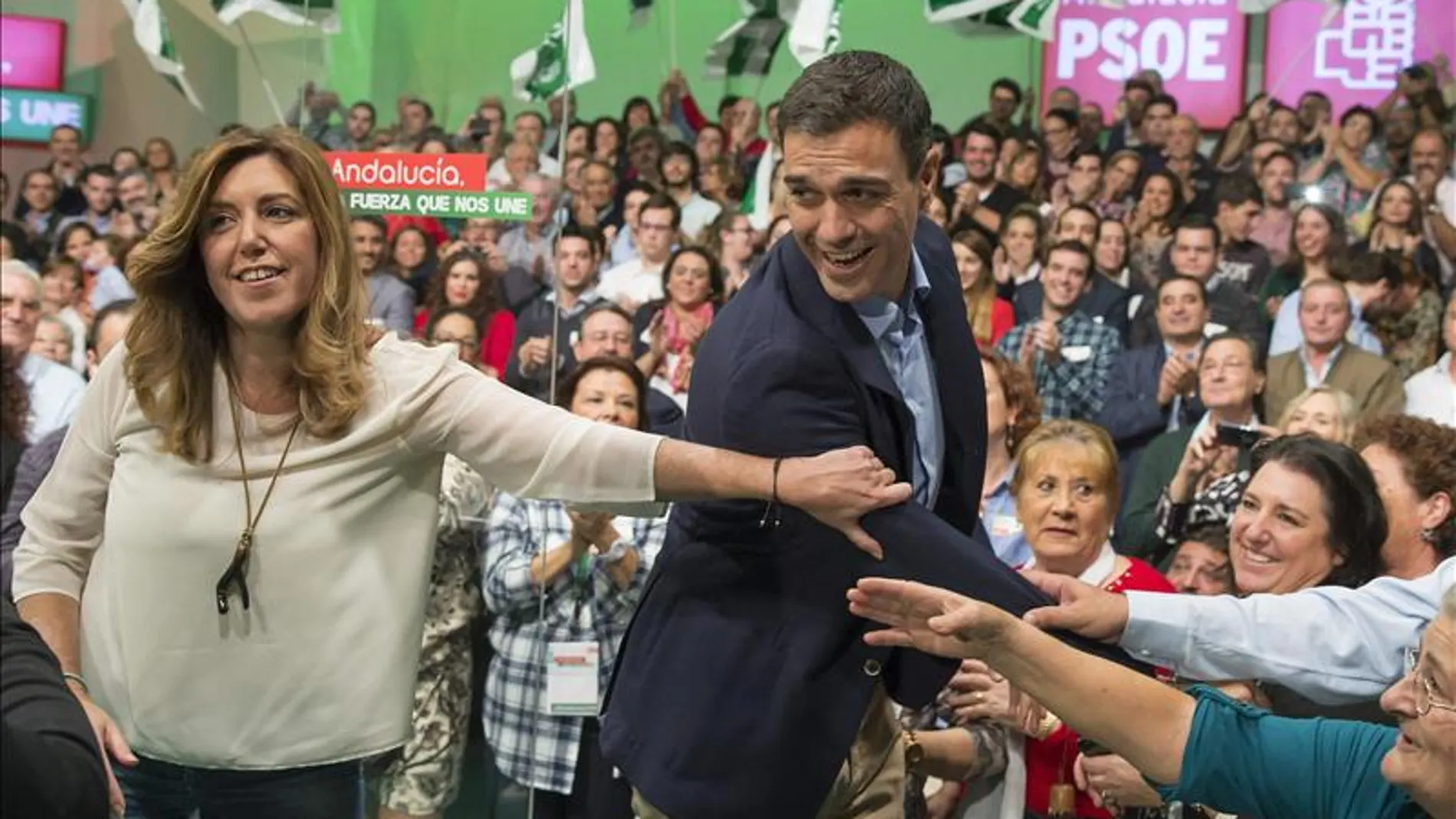 El secretario general del PSOE, Pedro Sánchez y la presidenta de la Junta de Andalucía, Susana Díaz