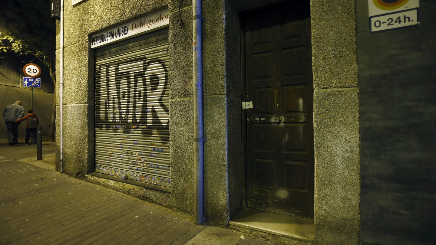 Local del distrito de Nou Barris de Barcelona en el que han encontrado el cadáver del hombre Local del distrito de Nou Barris de Barcelona en el que han encontrado el cadáver del hombre
