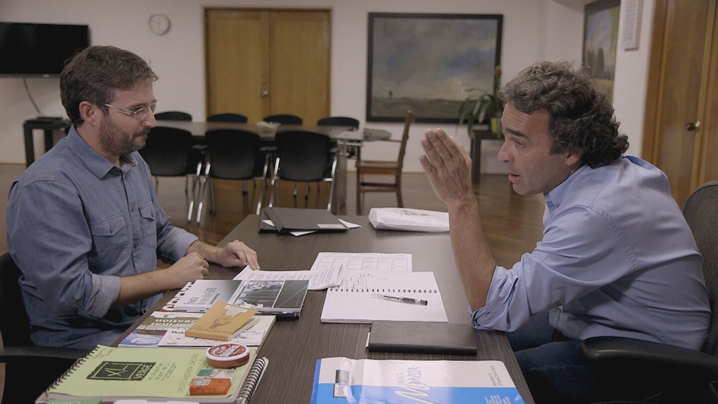 Sergio Fajardo y Jordi &Eacute;vole en 'Salvados'