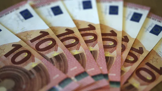 Casi 3.000 españoles han declarado, de forma voluntaria, tener cuentas en el extranjero Casi 3.000 españoles han declarado, de forma voluntaria, tener cuentas en el extranjero