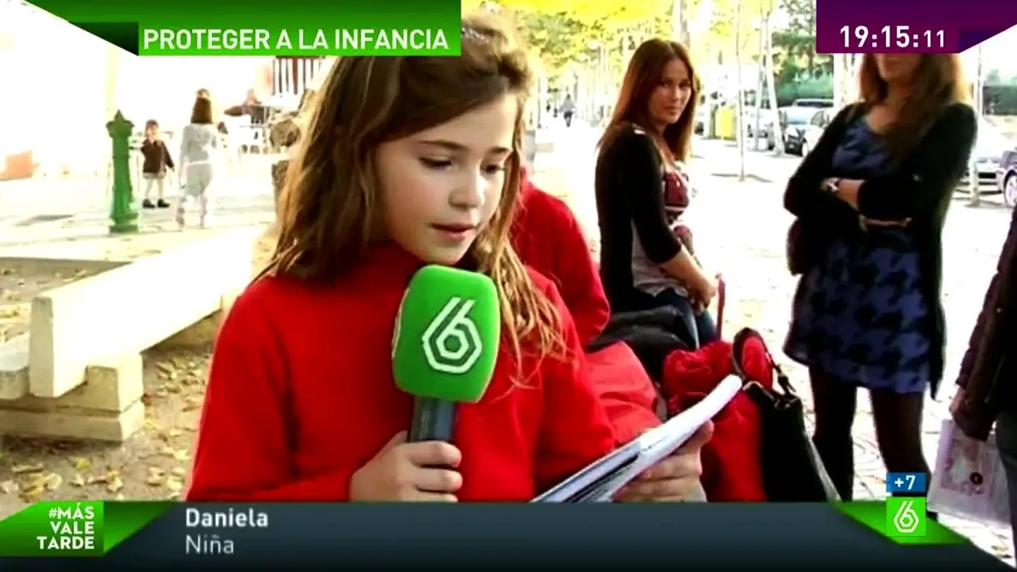 Daniela lee los derechos de los niños Daniela lee los derechos de los niños