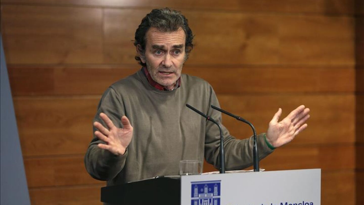 Fernando Sim&oacute;n informa sobre el posible caso del &eacute;bola