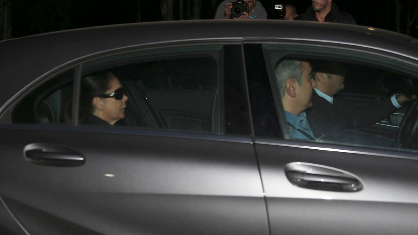 Isabel Pantoja a su llegada para ingresar en prisi&oacute;n
