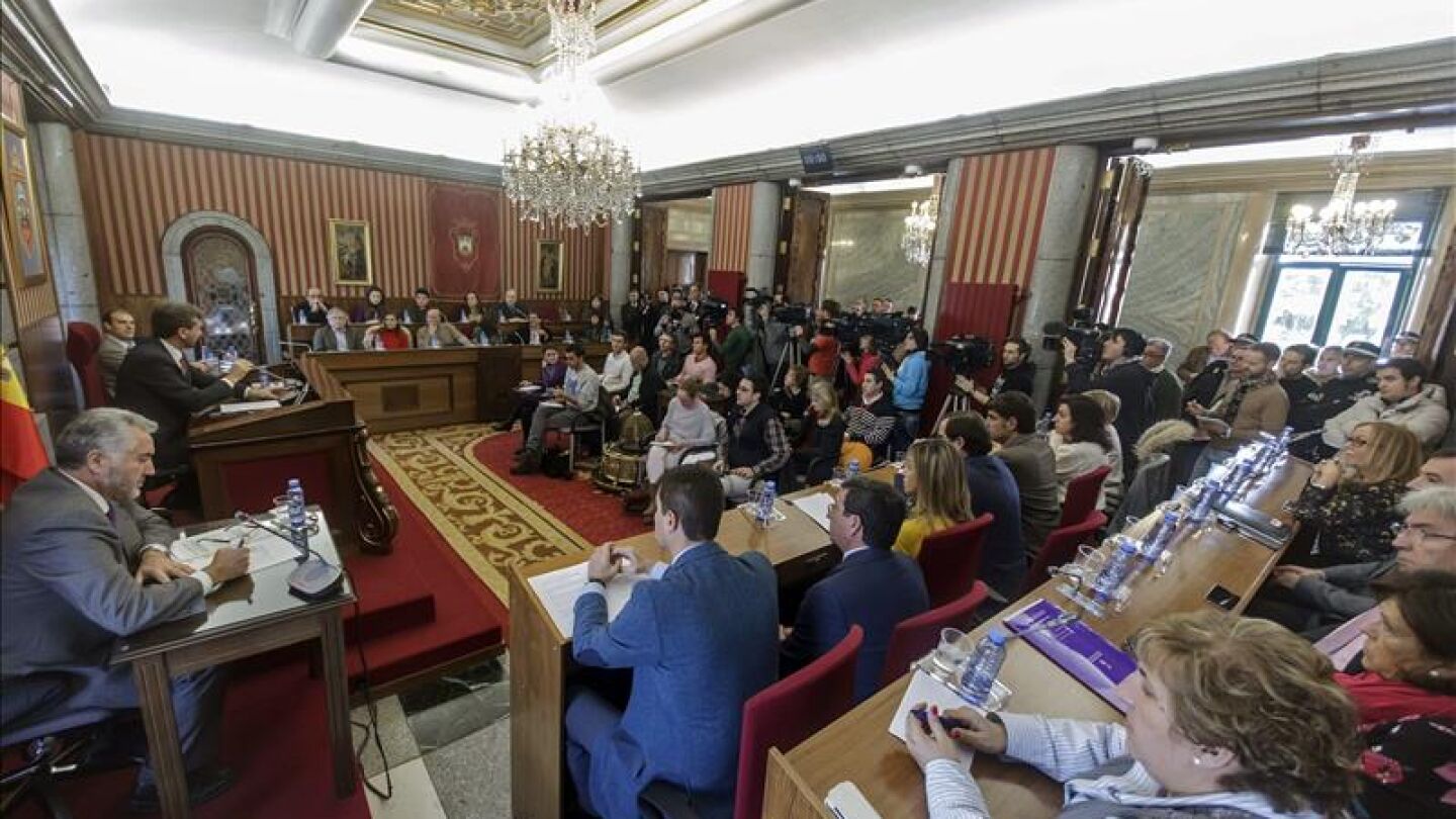 El Ayuntamiento de Burgos aprueba un acuerdo de apoyo a los trabajadores de Campofr&iacute;o