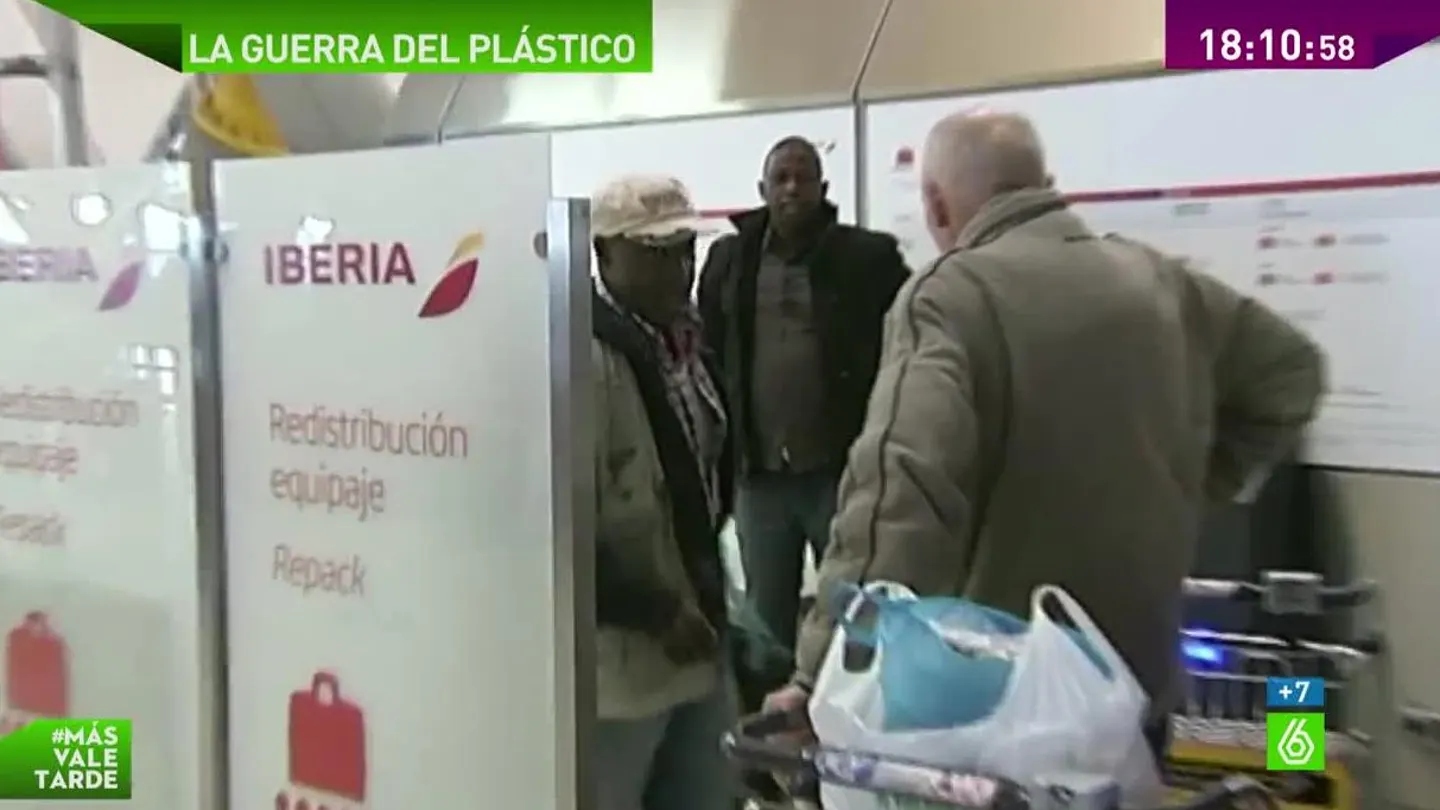 Los trabajadores de una empresa de Barajas, amenazados por una banda ilegal Los trabajadores de una empresa de Barajas, amenazados por una banda ilegal