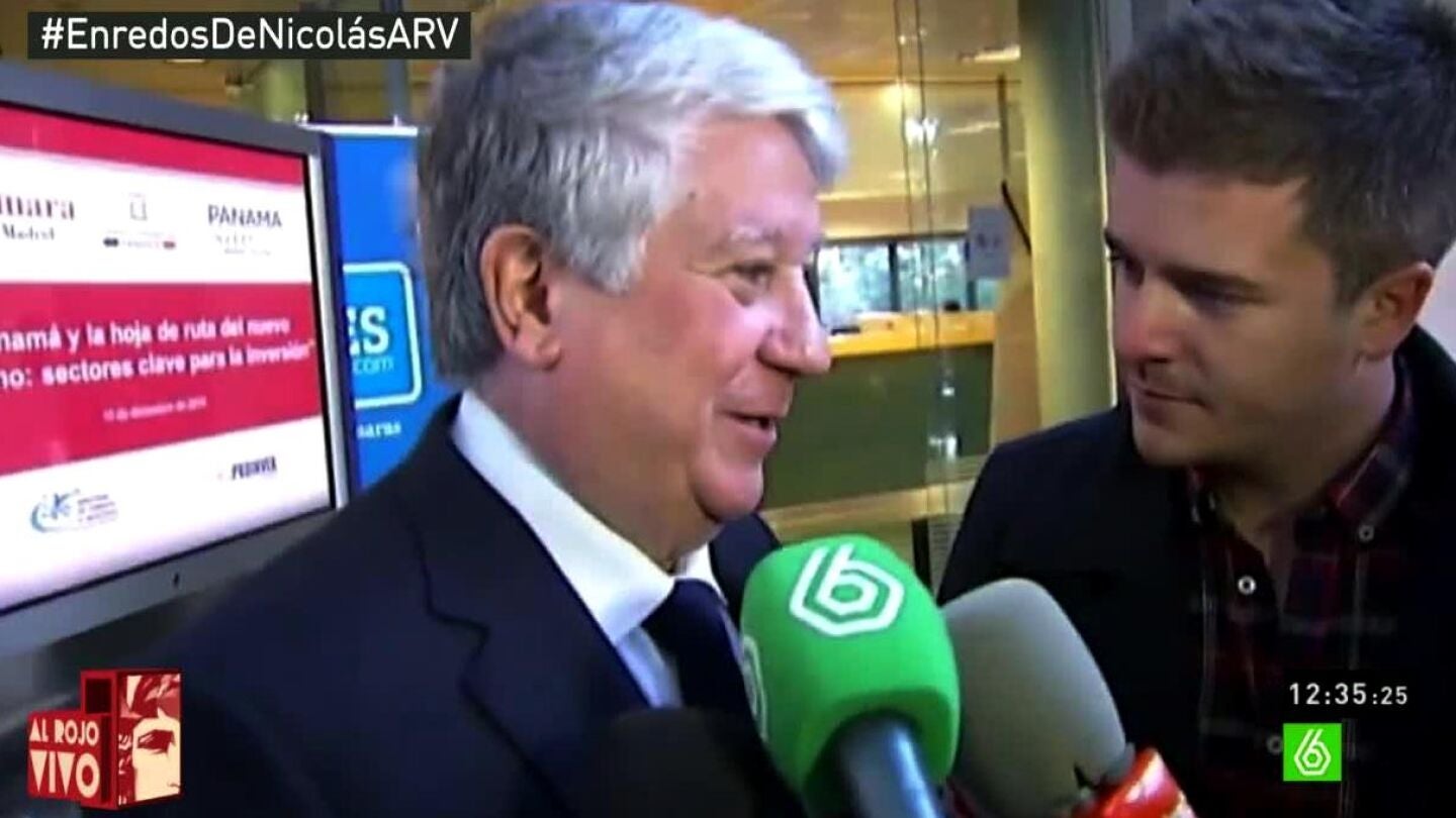 Arturo Fern&aacute;ndez habla con los medios