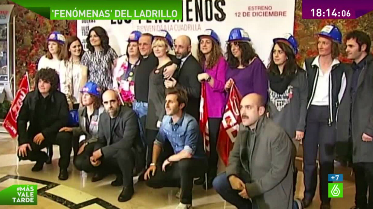 Mujeres del sector de la construcci&oacute;n han acompa&ntilde;ado al equipo de Los fen&oacute;menos en la presentaci&oacute;n