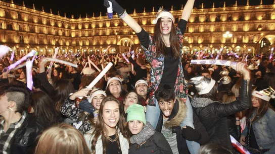 El fin de año anticipado que los jóvenes estudiantes celebran en Salamanca El fin de año anticipado que los jóvenes estudiantes celebran en Salamanca