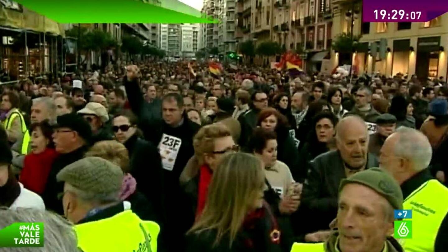 Multitudinaria manfiestaci&oacute;n